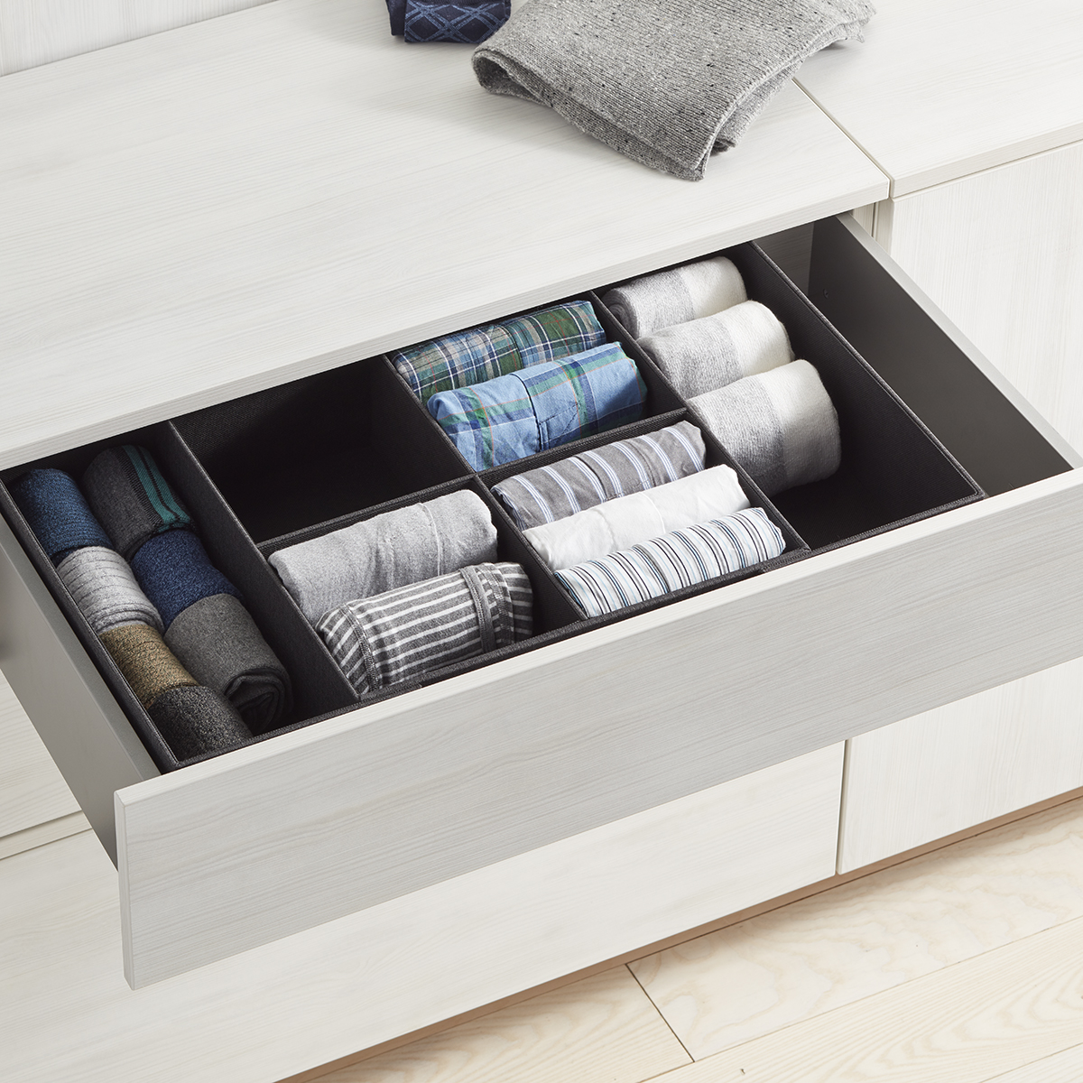 Cambridge Expandable Drawer Organizers