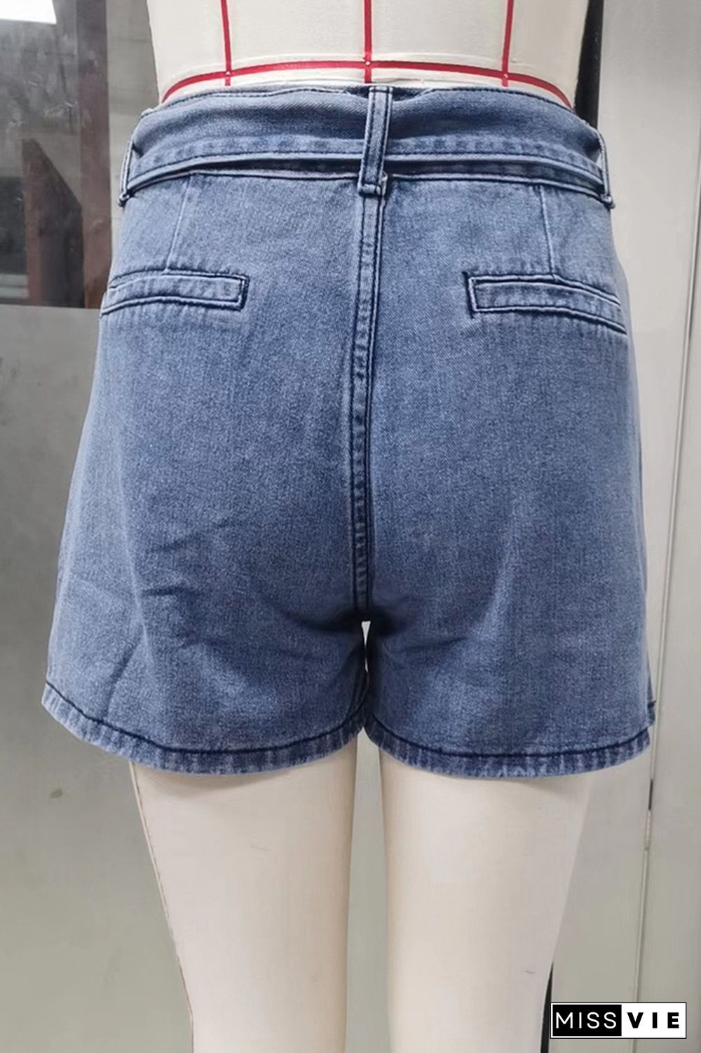 Blue Wash Pockets Denim Shorts With Sash