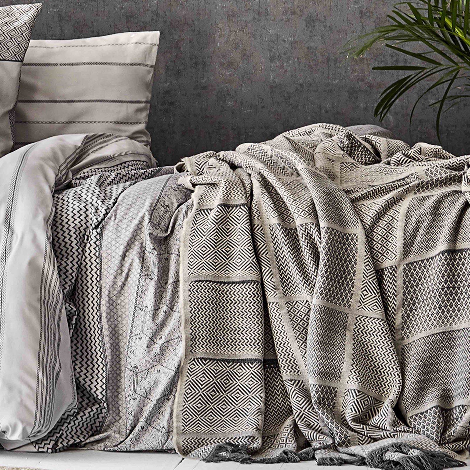 Sadra Gr Bedding  Set 200.15.01.0228