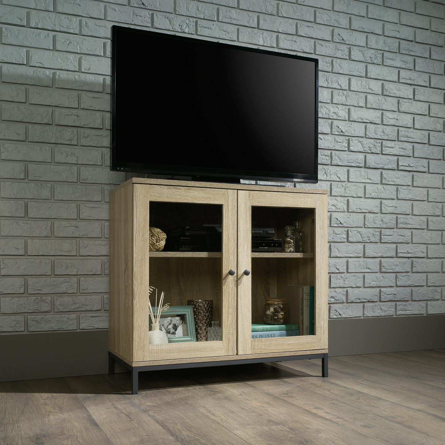 Curiod 2-Door Glass-Fronted Wooden Display Cabinet or TV Stand， Charter Oak Finish