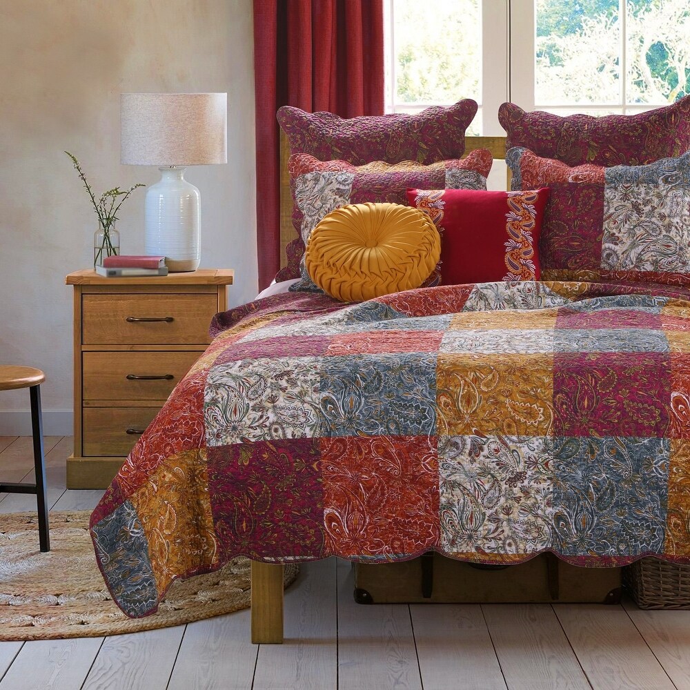 2 Piece Cotton Twin Size Quilt Set with Paisley Print  Multicolor