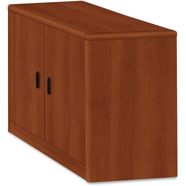 HON 10700 Series Locking Storage Cabinet， 36w x 20d x 29.5h， Cognac