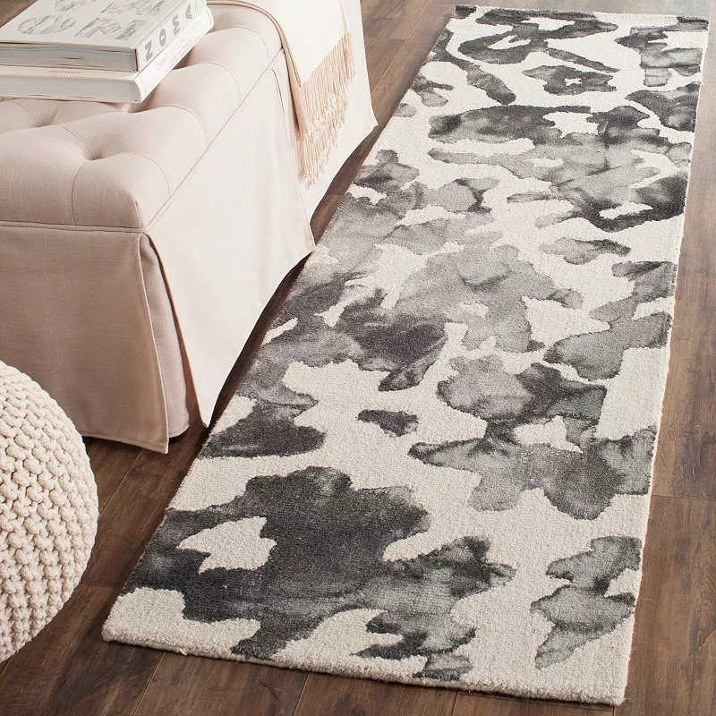 Safavieh Joplin Abstract Dip-Dyed Wool Rug