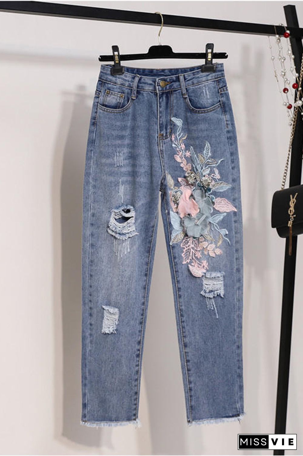 Floral Embroidery Ripped Jeans Wholesale