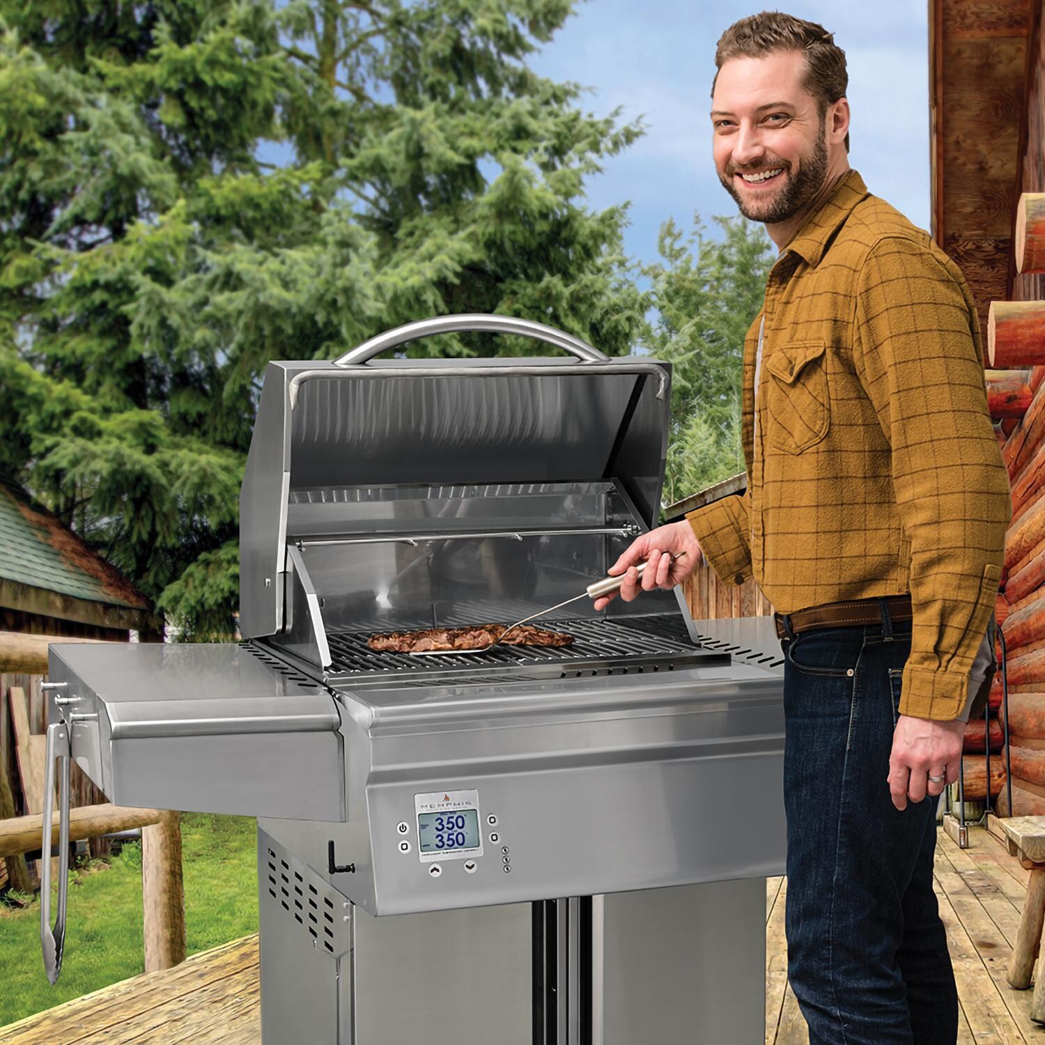 Memphis Grills Beale Street Wi-Fi Controlled 26-Inch 430 Stainless Steel Pellet Grill