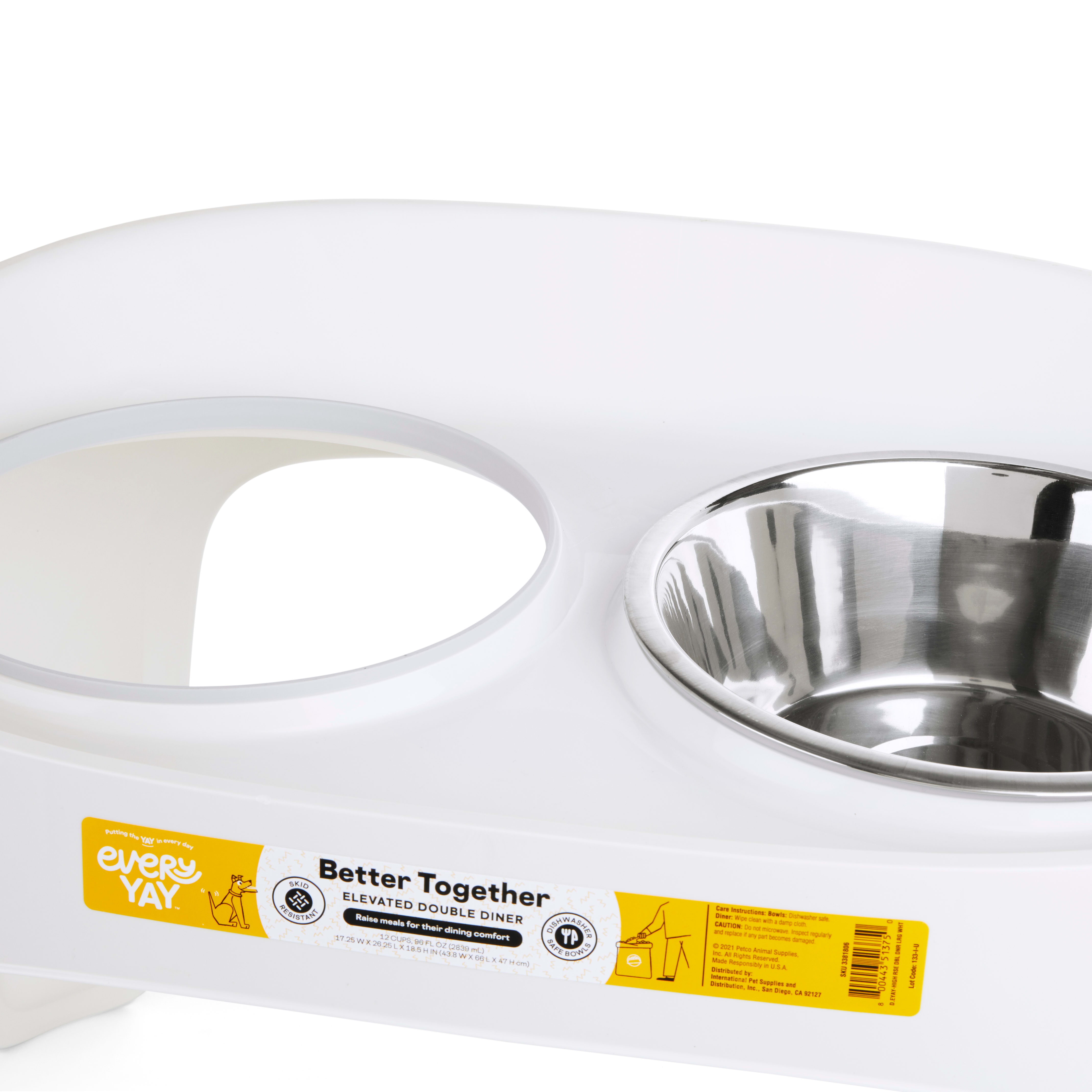 EVERYYAY Essentials Better Together White Elevated Double Diner Dog Feeder， 4 Cups