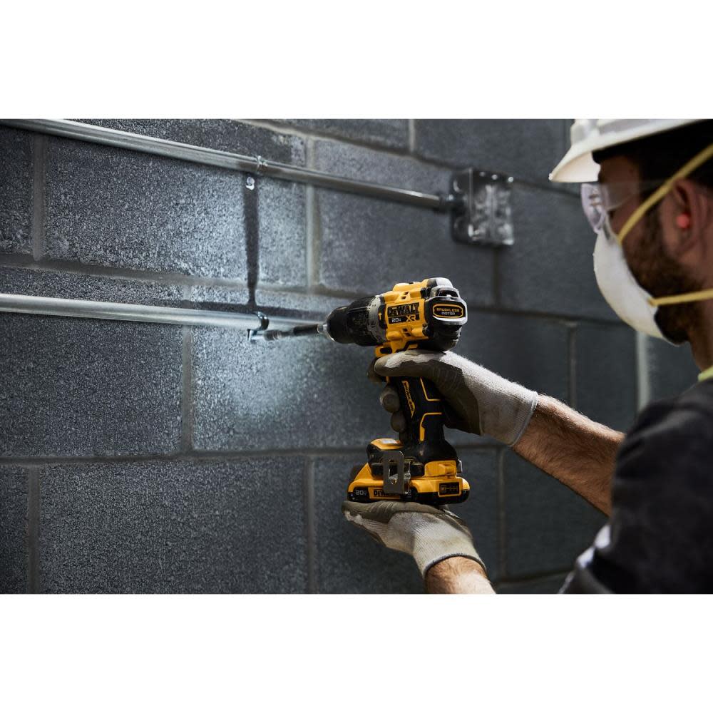 DEWALT 20V XR COMPACT HAMMER DRILL (BARE TOOL)