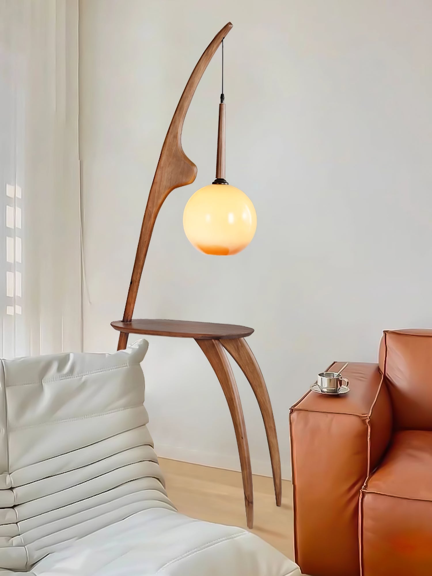 Curved Mantis Arm Floor Lamp