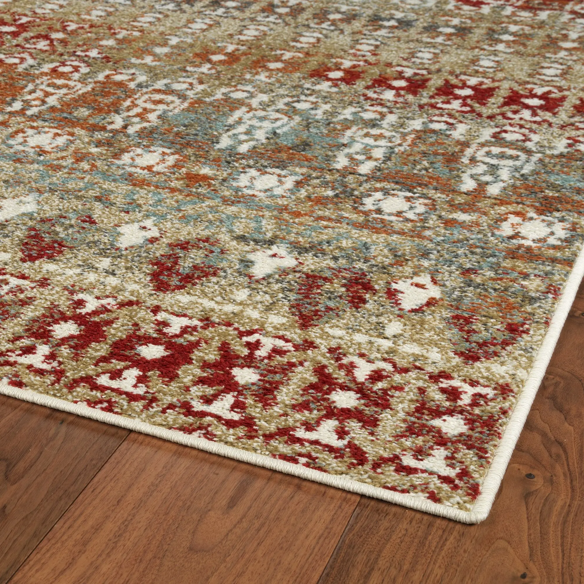 5 x 8 Medium Gold and Red Area Rug - Kavon