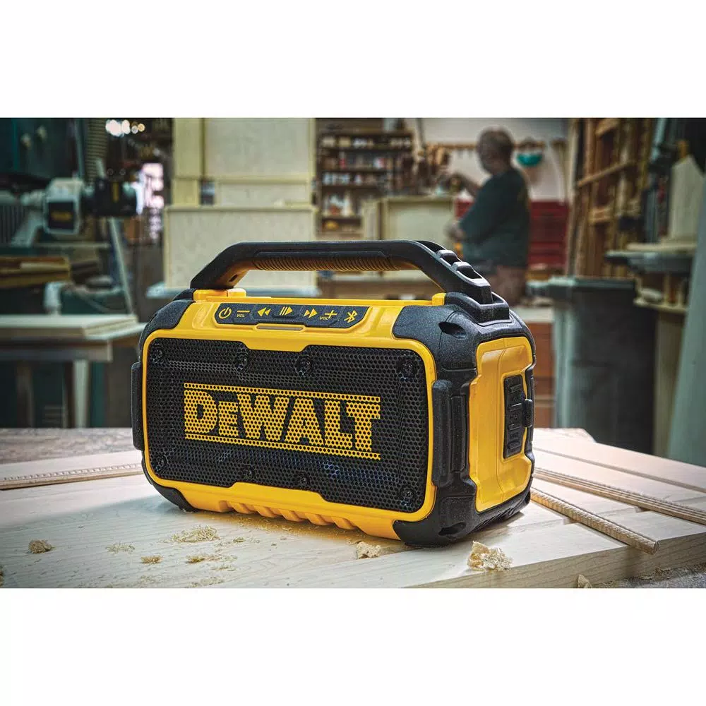 DEWALT 20-Volt MAX Bluetooth Speaker with (1) 20-Volt Battery 3.0Ah and Charger and#8211; XDC Depot