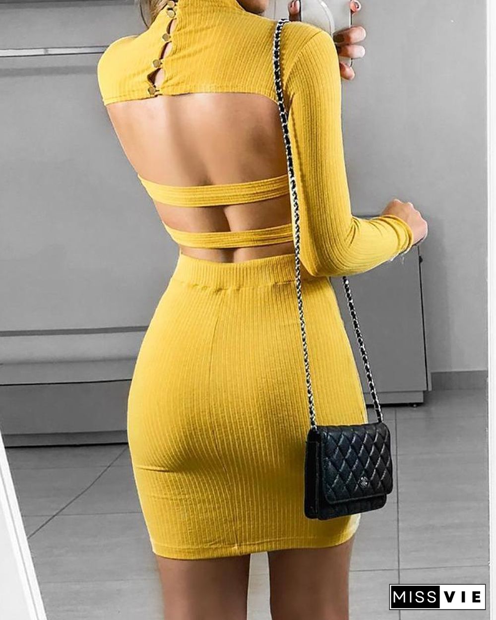 Solid Cut Out Back Bodycon Dress P15115