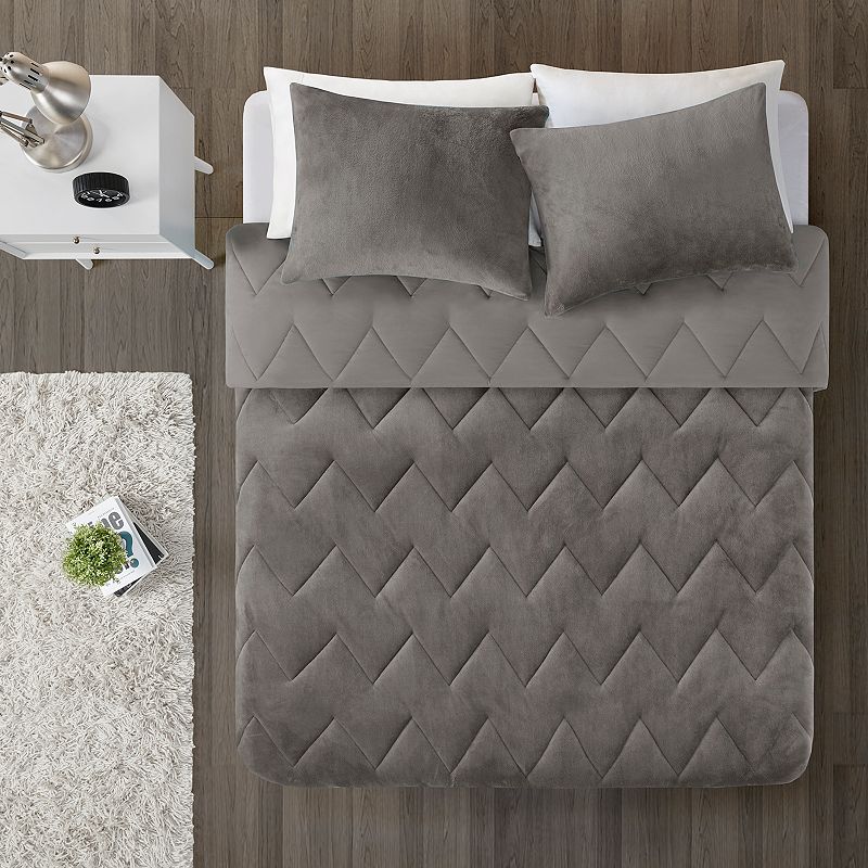 Intelligent Design Kai Plush Reversible Comforter Set