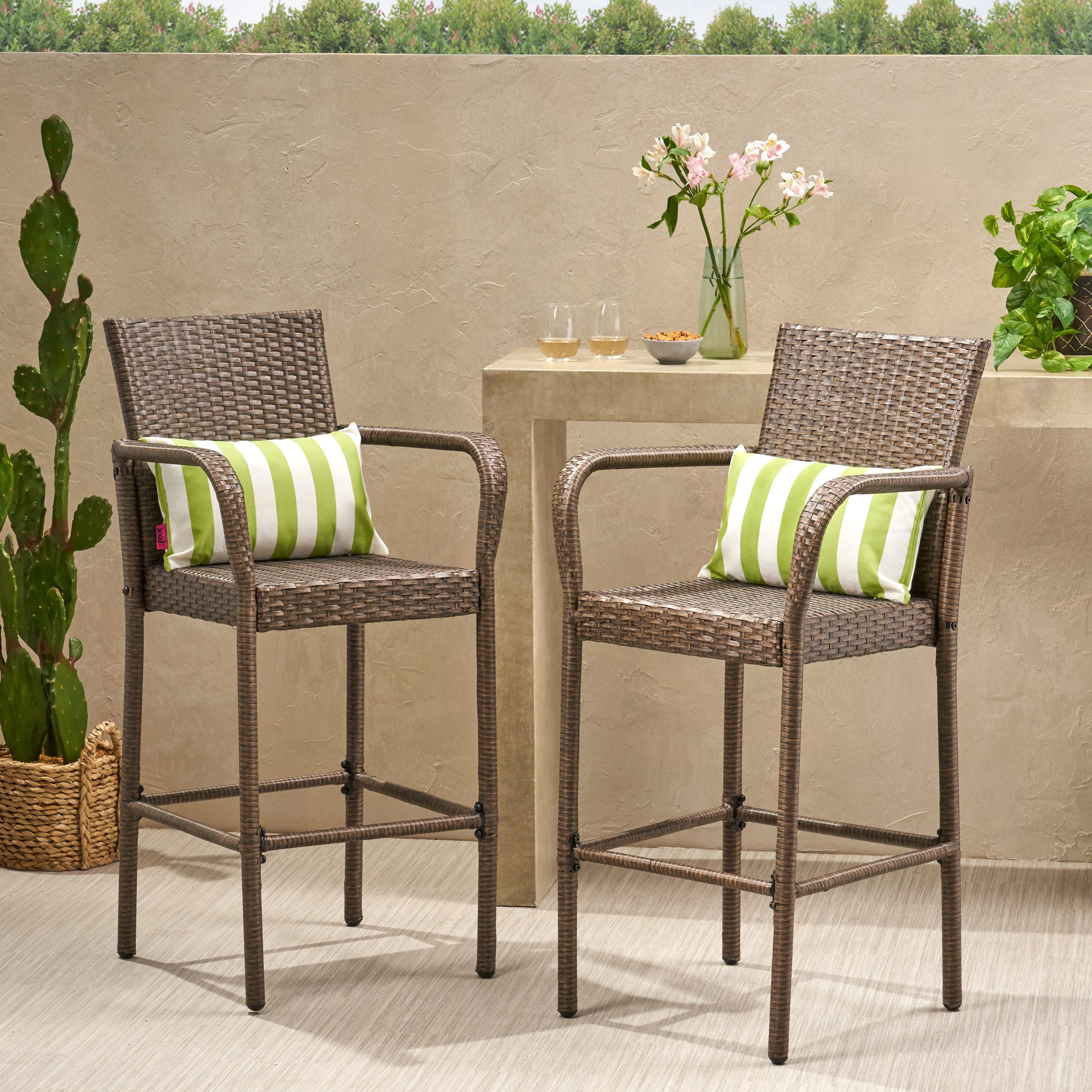 Conquista 30-Inch Outdoor Mix Mocha Wicker Barstool