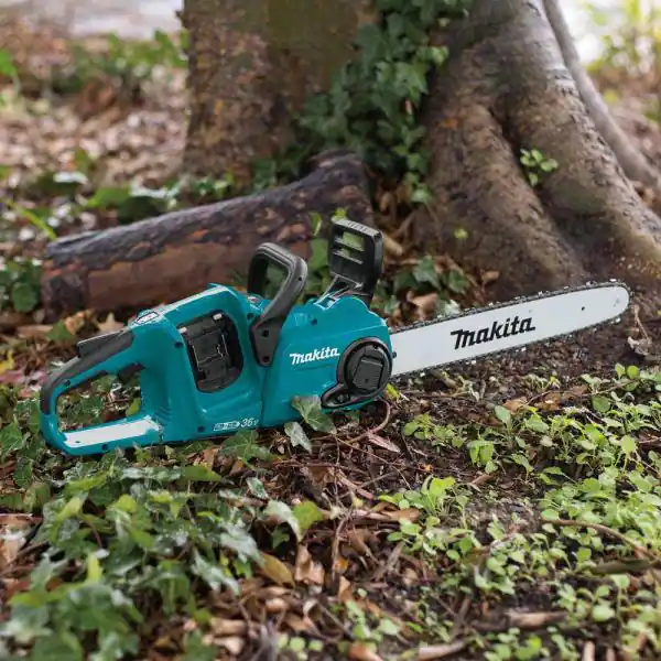 Makita XCU04CM 18-Volt X2 (36V) LXT Lithium-Ion Brushless Cordless 16 in. Electric Chain Saw Kit (4.0Ah)