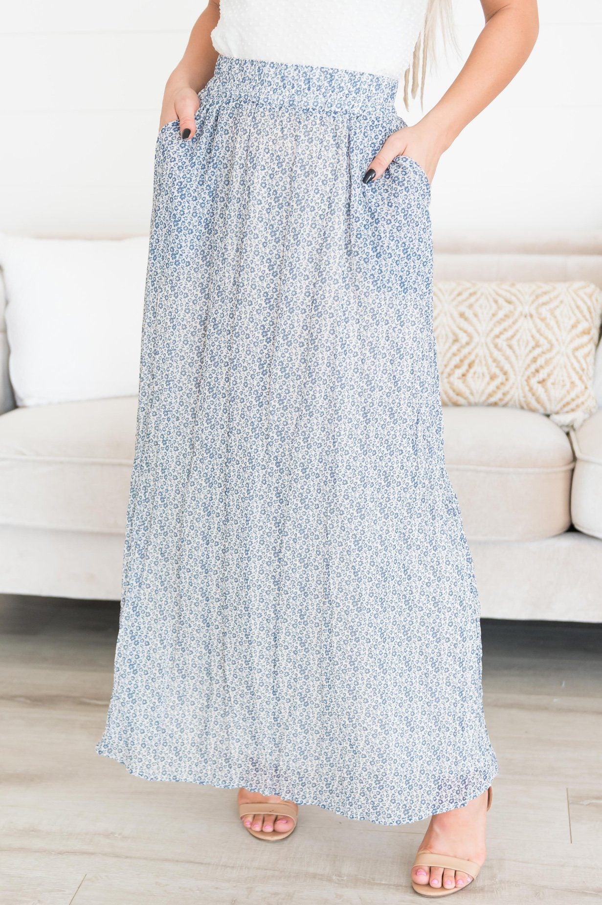 Ditzy Floral Textured Maxi Skirt