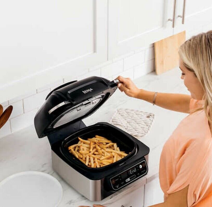 Ninja Foodi Smart 5-in-1 Indoor Grill and Smart Cook System with 4-Quart Air Fry