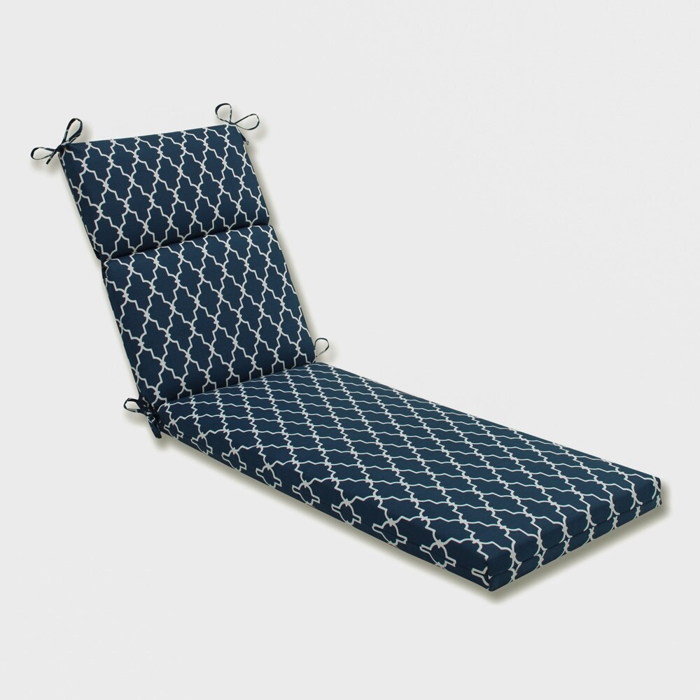 Pillow Perfect Outdoor/ Indoor Garden Gate Navy Chaise Lounge Cushion