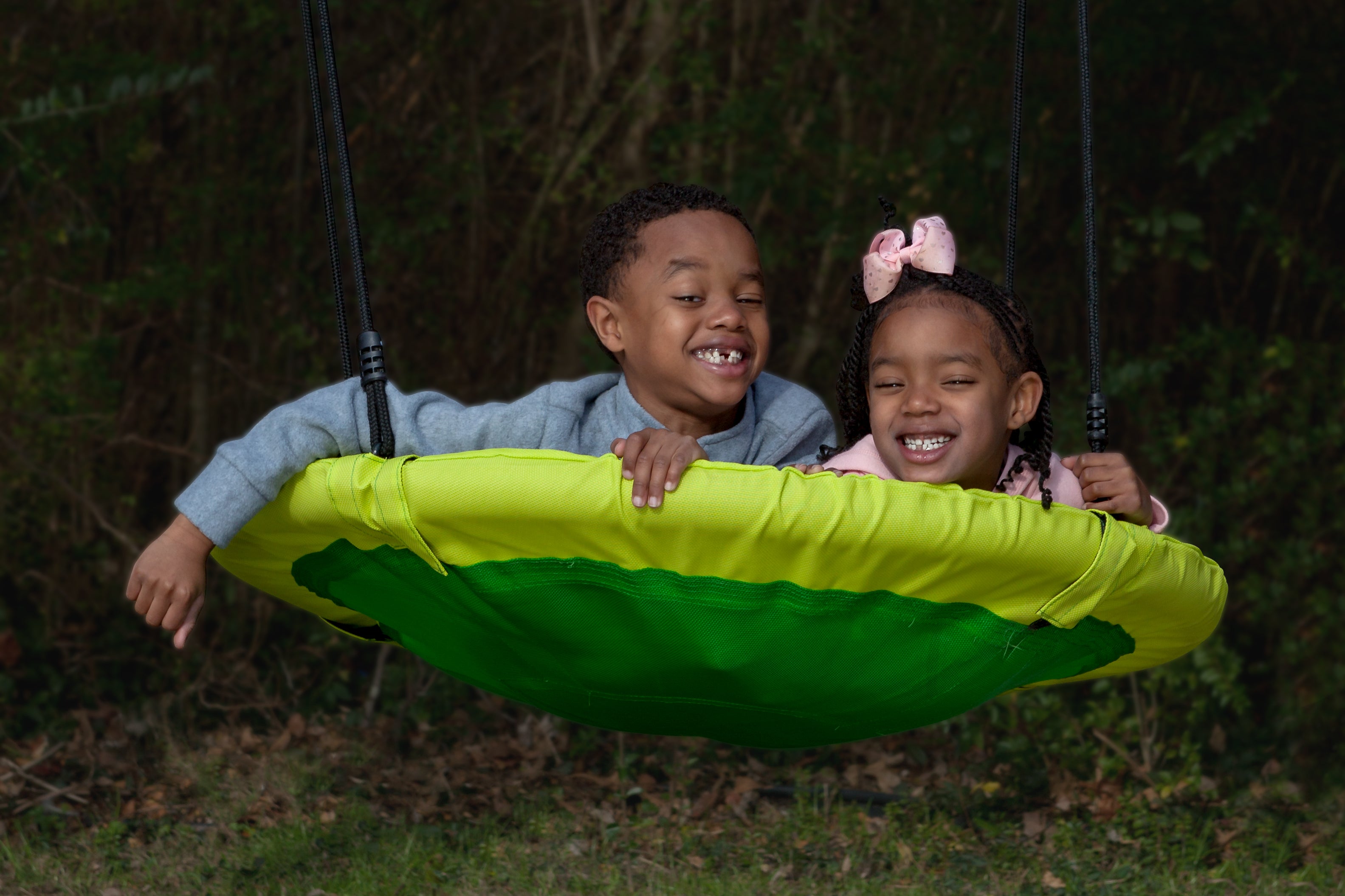 Creative Cedar Designs Kids Saucer Swing- Green