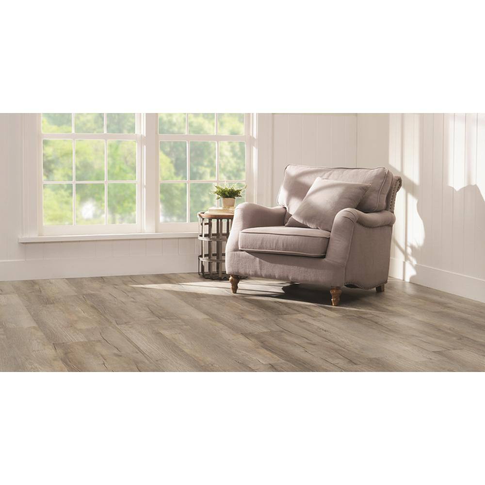 Home Decorators Collection Useppa Island Oak 6 MIL x 7.2 in. W x 42 in. L Click Lock Waterproof Luxury Vinyl Plank Flooring (25.2 sqftcase) YY-SPC-2001