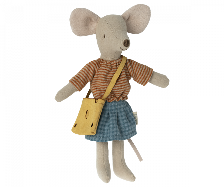 Clothes for Mum Mouse by Maileg