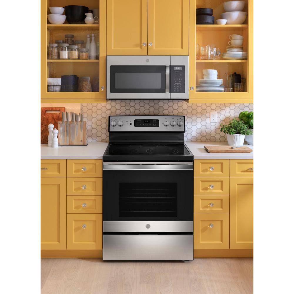 GE 30 in. 5.3 cu. ft. Freestanding Electric Range in Stainless Steel with Convection Air Fry Cooking JB655SKSS