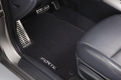 Genuine OE Kia Floor Mat - B0F14-AS000