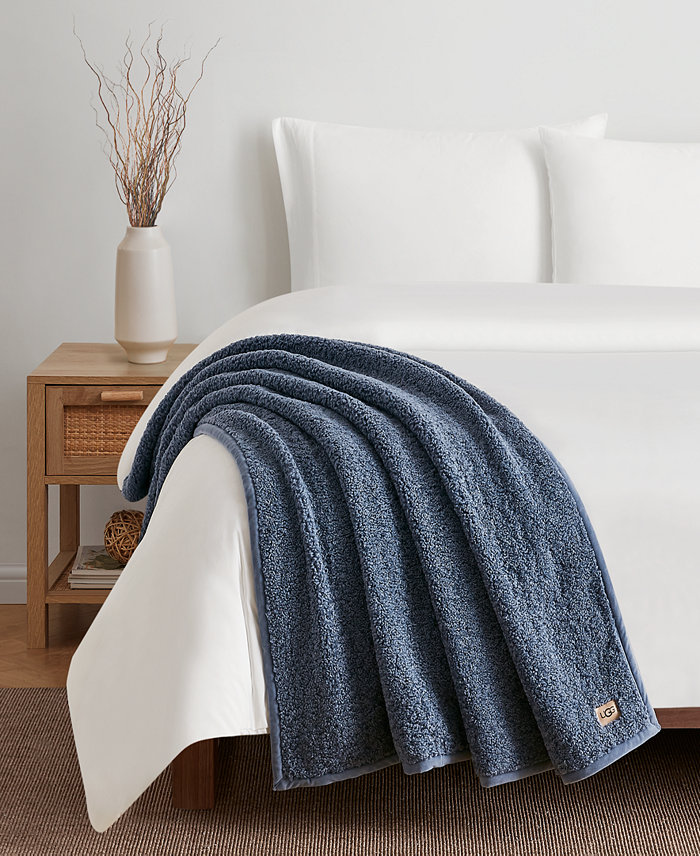 UGGandreg; Nisa Sherpa Throw， 70 x 50