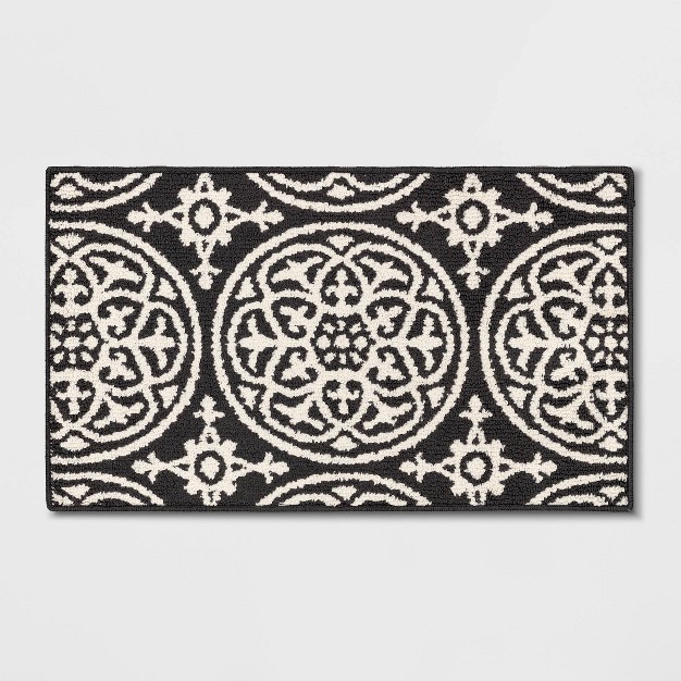 Medallion Washable Tufted And Hooked Rug