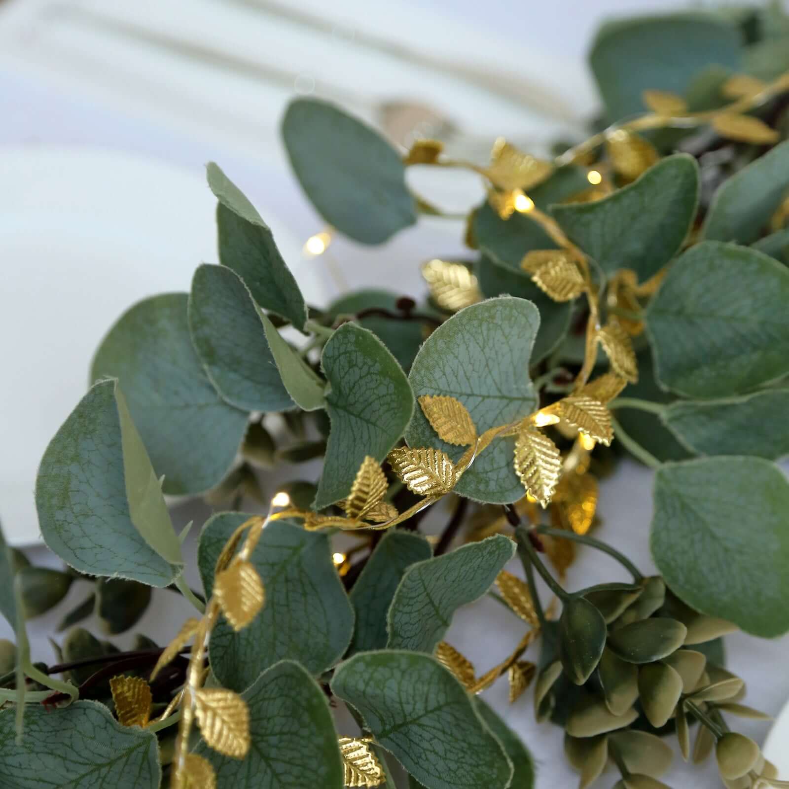 Warm White 40 LED Metallic Gold Rose Leaf Fairy Lights Garland, Decorative Battery Operated String Lights Hanging Vine 15ft