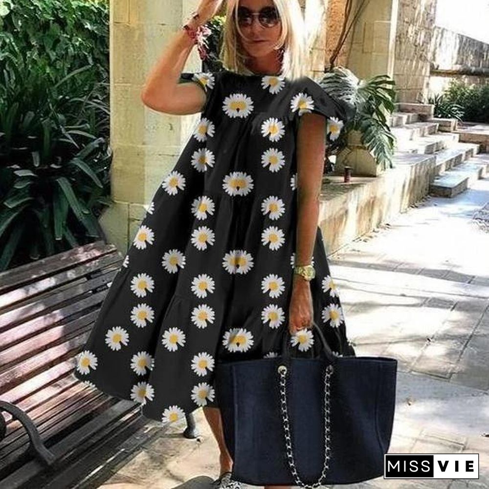 Women Dress Short Sleeve Pleated Long Dresses Fashion Bohemian Dress Solid Loose Summer Dresses Plus Size White Black New