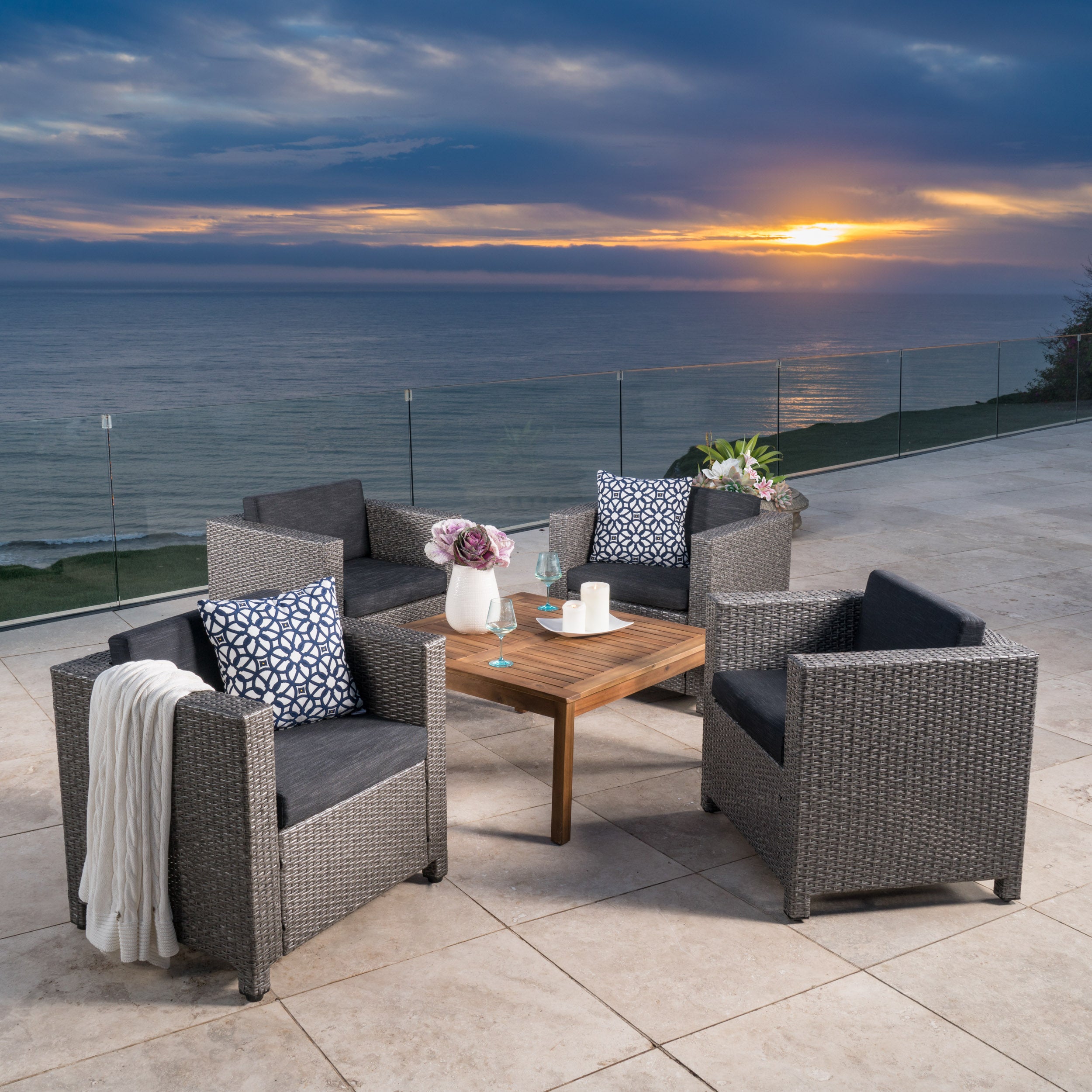 Venice 4-Seater Outdoor Chat Set with Coffee Table