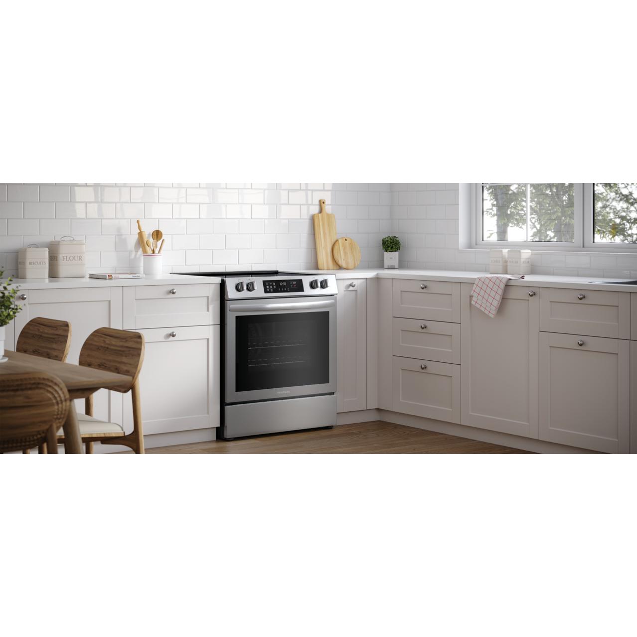 Frigidaire 30-inch Freestanding Electric Range with EvenTemp? FCFE308CAS