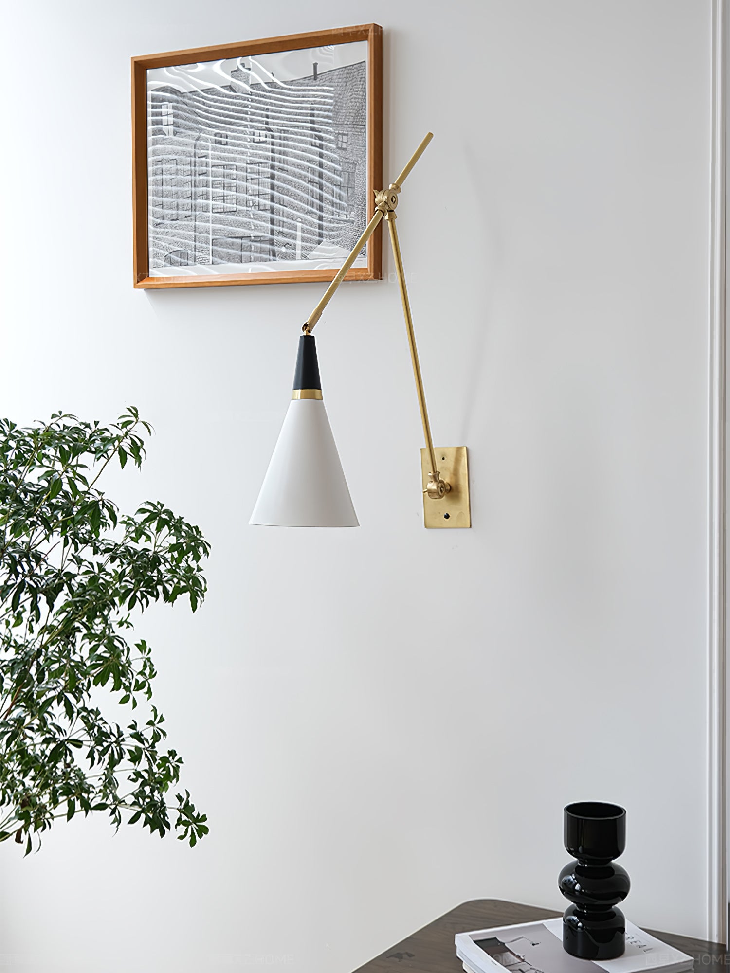 Magari Wall Lamp