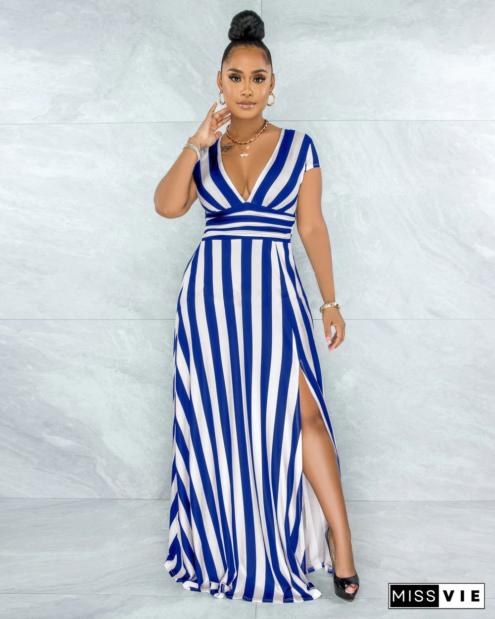 Sexy Fashion Stripe-shaping Dress with A Split