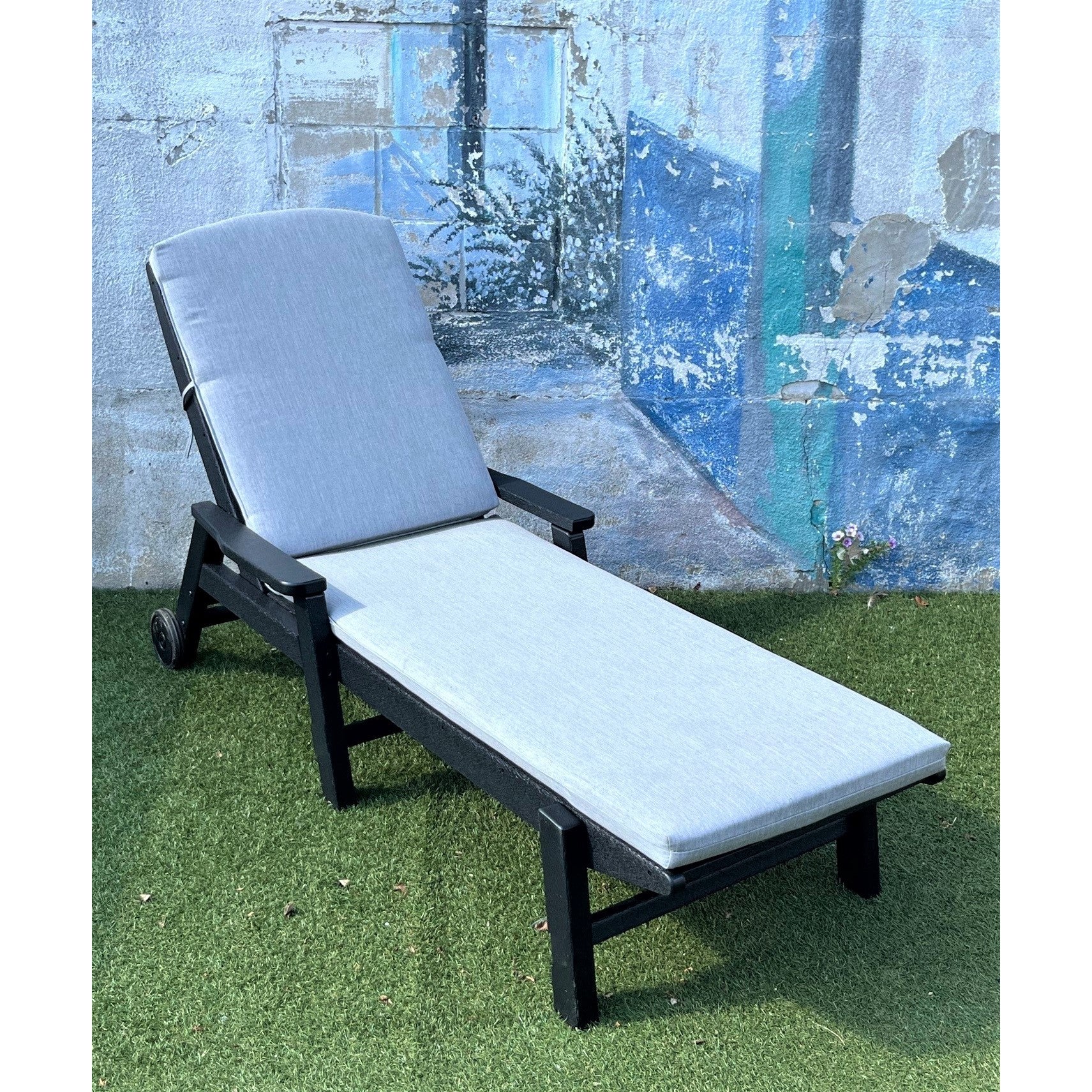 Polywood Nautical Pool Chaise with Arms & Wheels