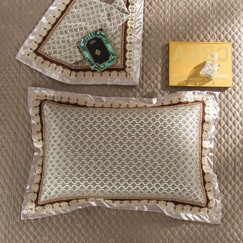 Royal Luxury Bedding Set