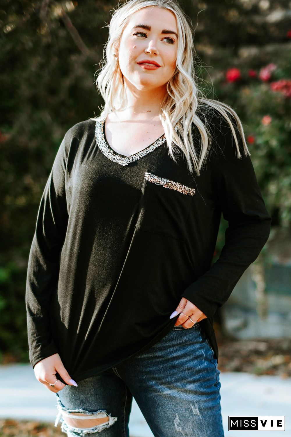 Black Long Sleeve Sequined V Neck Plus Size Top