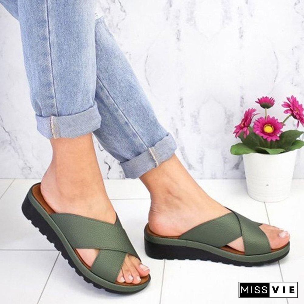 Women Cross Slippers Fashion Casual Comfy Platform Slippers Ladies Wedge Sandals Flip Flops Beach Slippers Plus Size