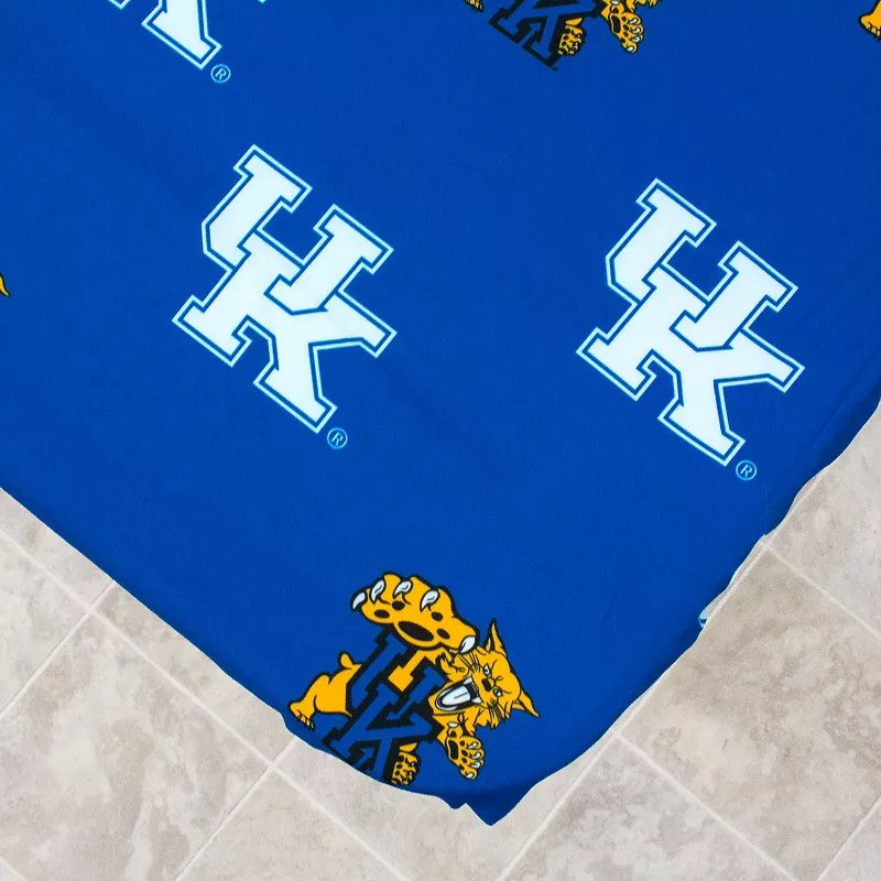 Kentucky Wildcats 8-Foot Table Cover