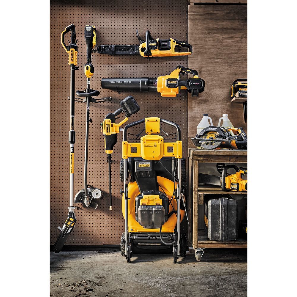 DEWALT 60V MAX* FLEXVOLT Brushless Handheld Axial Blower Kit DCBL772X1 from DEWALT