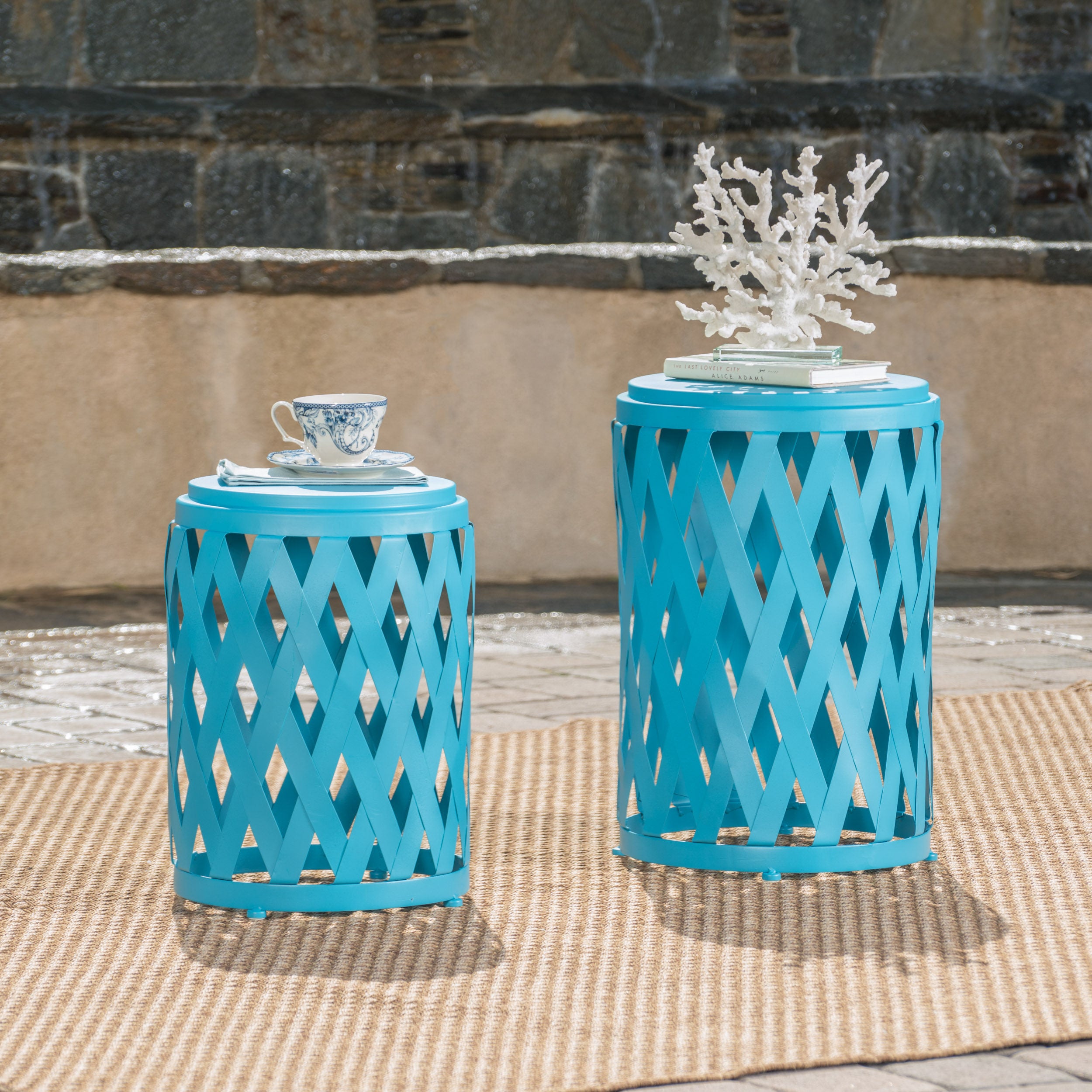 Ellen Nestable Outdoor Small and Large Iron Side Table Set (Set of 2)