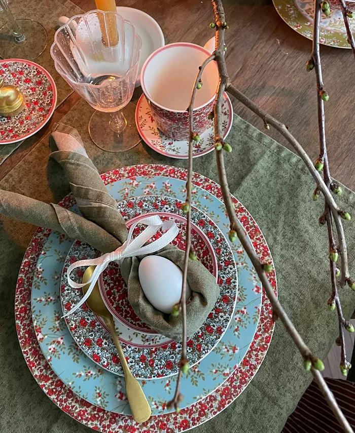 Laura Ashley Stockbridge Dinnerware Collection