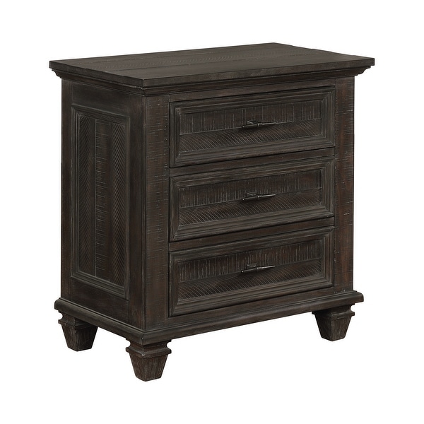 Minton Weathered Carbon 4-piece Bedroom Set with 2 Nightstands and Chest - - 35216415