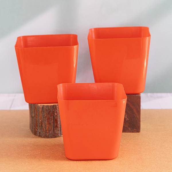 6.7 inch (17 cm) Square Plastic Planter with Rounded Edges (Red) (set of 3)