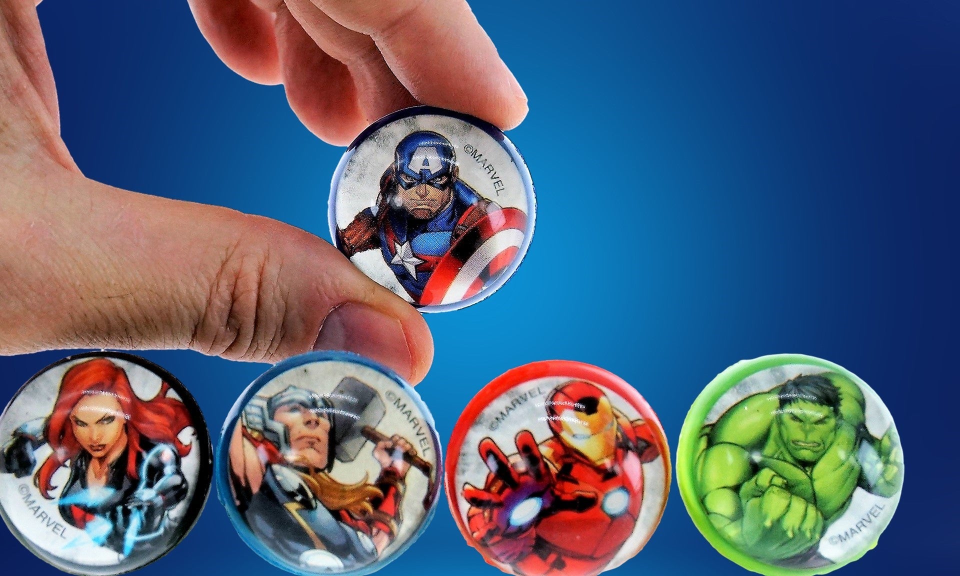 Marvel Avengers Bouncy Balls Superballs Super Hi Bounce 1.2 (4 Pack of 5 Balls) Hulk， Thor， Cap America and Fiends Fidget Balls Small Toys for Kids Prize Giveaways Gift Toy Birthday Supplies W-B-6805-4