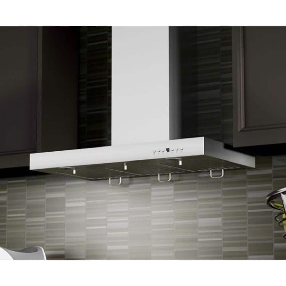 ZLINE Kitchen and Bath 30  Convertible Vent Wall Mount Range Hood in Stainless Steel