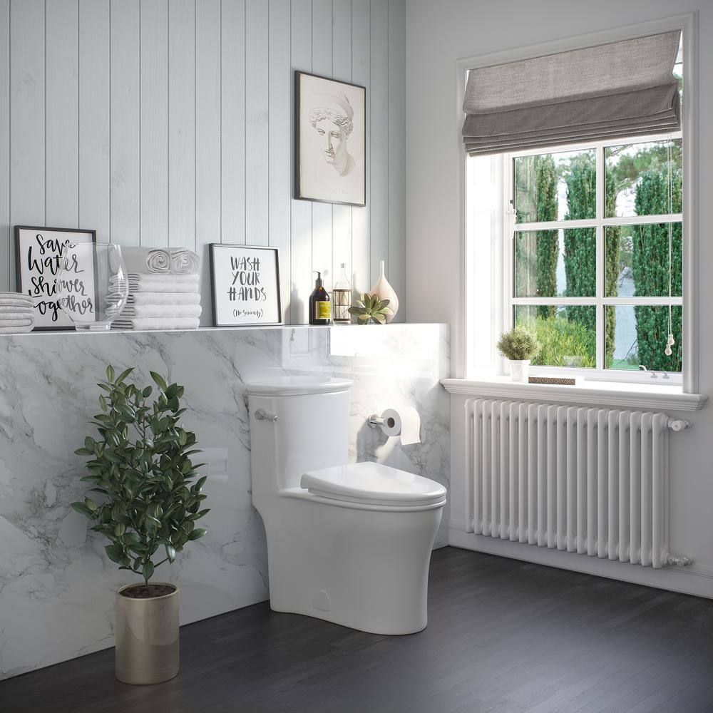 Glacier Bay Havenstone 1-piece 1.11.6 GPF Dual Flush Elongated Toilet in White Seat Included GBTO203