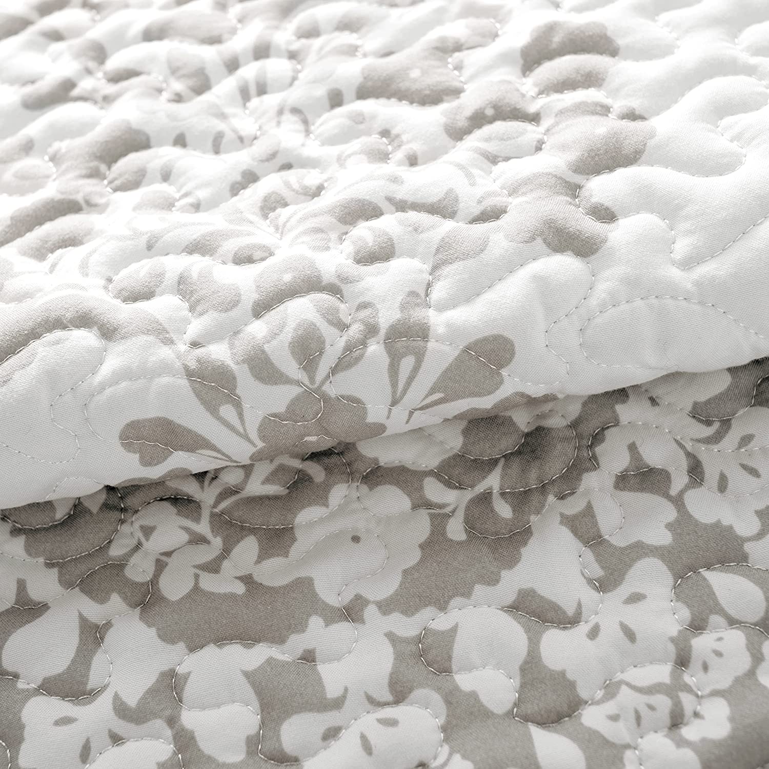 DriftAway Samantha Floral Damask Medallion Pattern Bedding Euro Sham 26