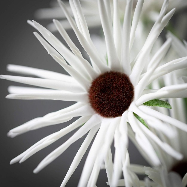 Artificial White Daisy Stem