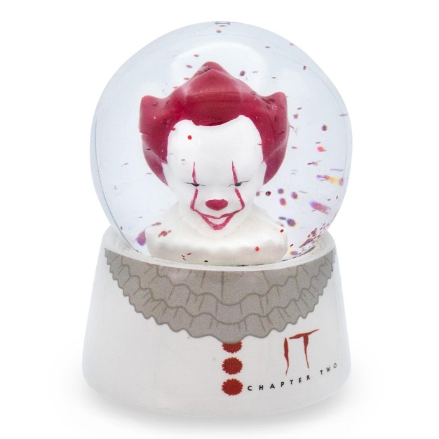 Silver Buffalo It Chapter Two Pennywise Mini Snow Globe 3 Inches Tall